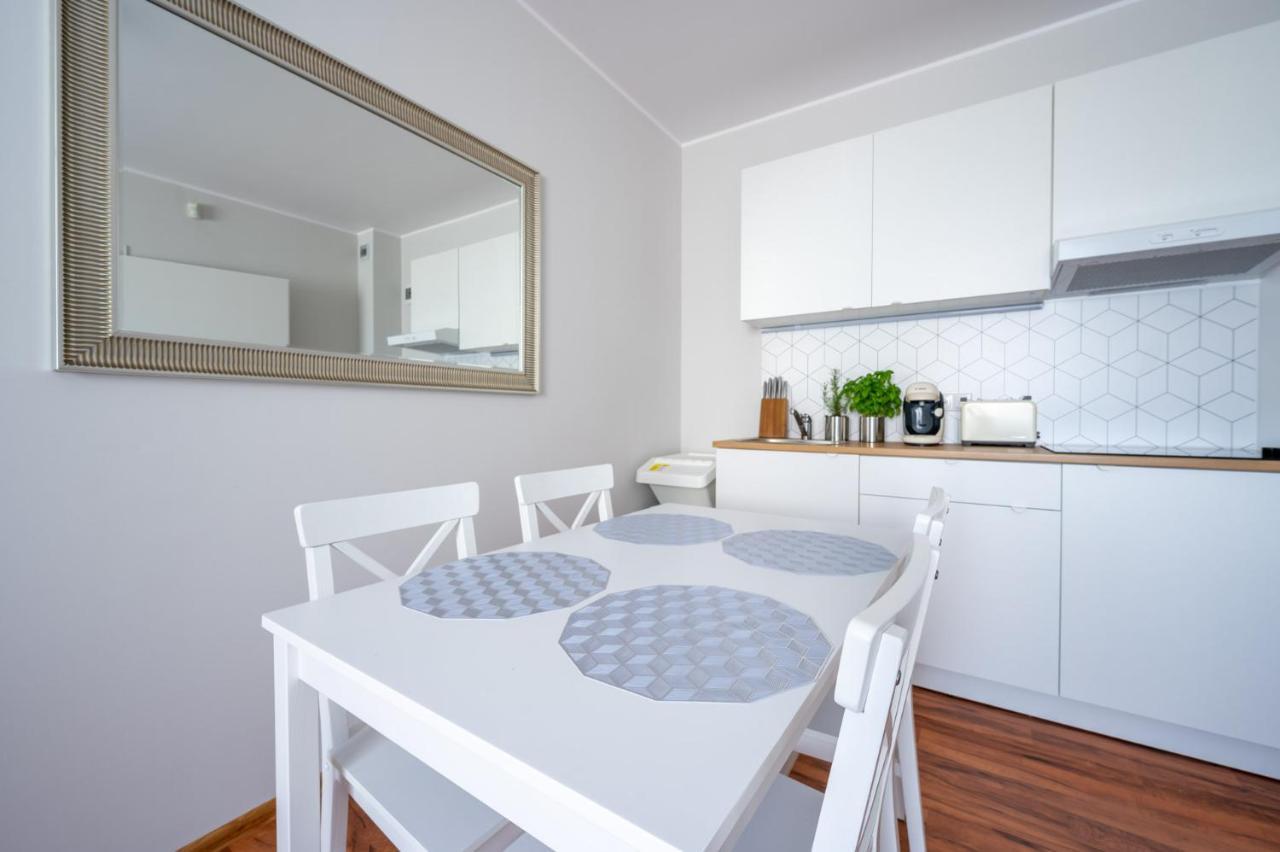 Seaesta Darlowo - Komfortowe Pokoje I Apartamenty Esterno foto