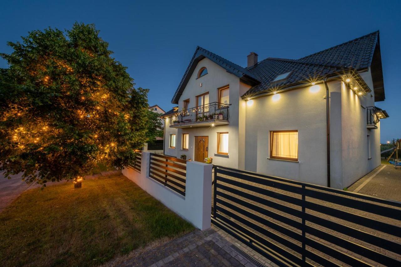 Seaesta Darlowo - Komfortowe Pokoje I Apartamenty Esterno foto